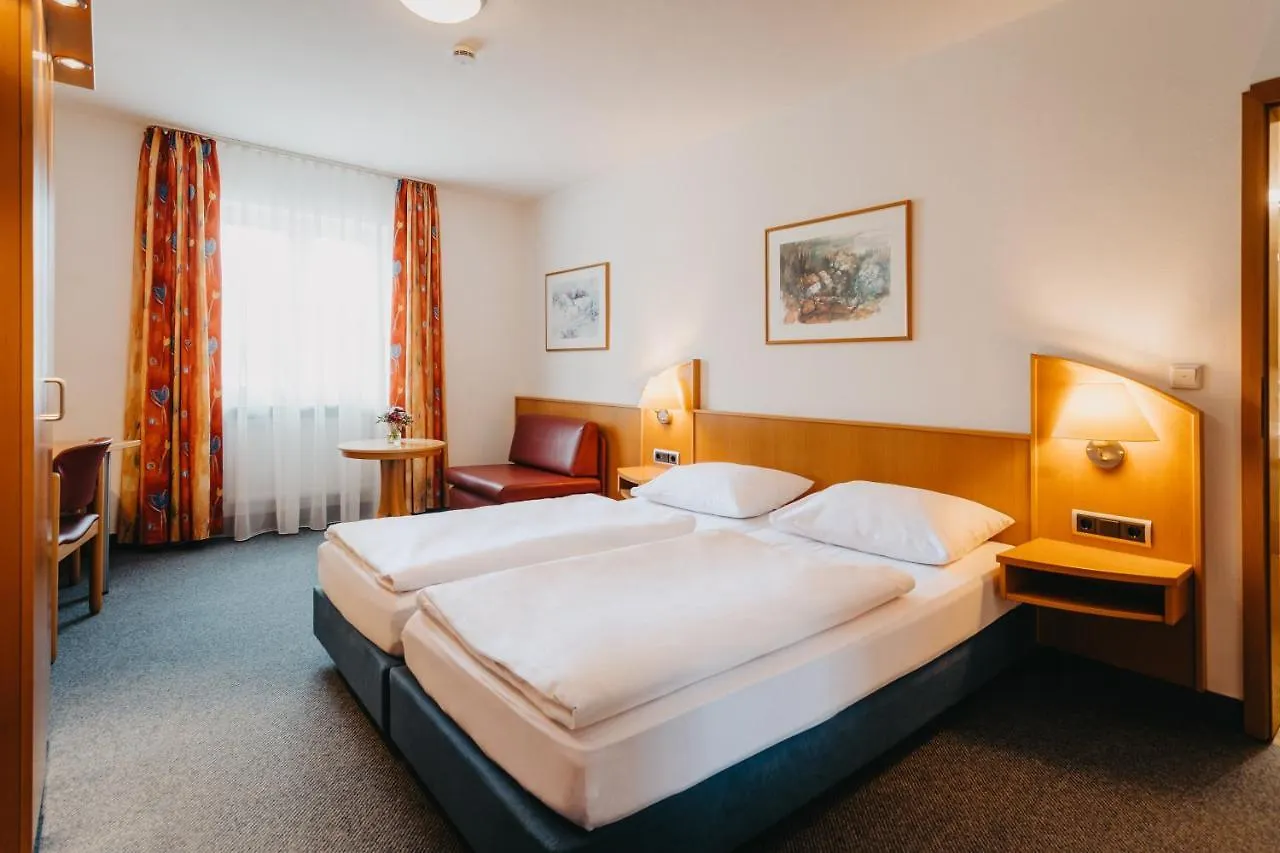 Hotel Hirschenwirt Eichstätt 3*,